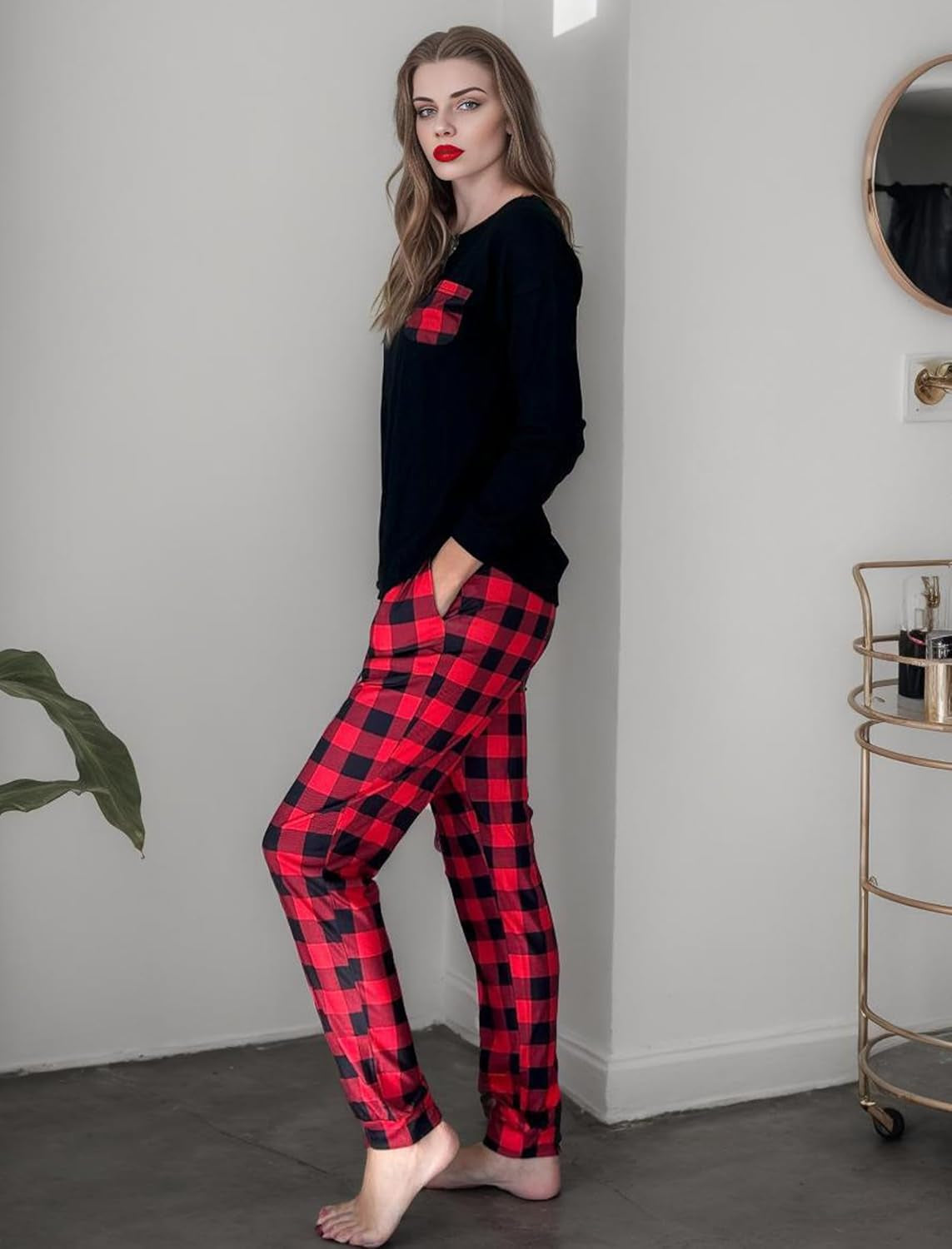 Womens Pajamas Set Short Sleeve Cute Printed Tops and Pants 2 Piece PJ Sets Joggers Loungewear Sleepwear with Pockets